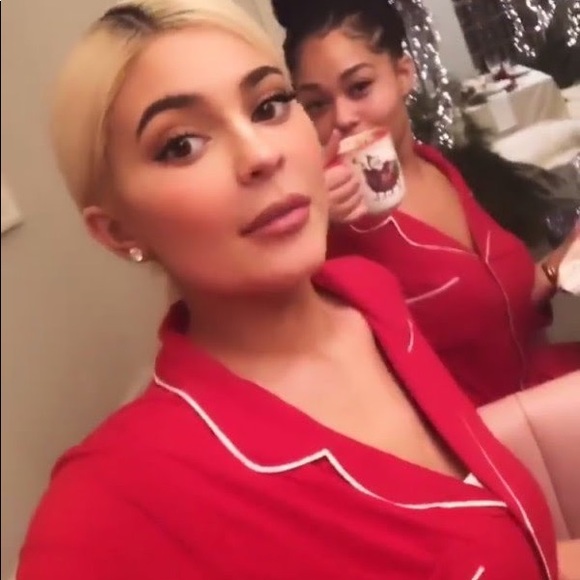 Sold - Picture 2 of 7